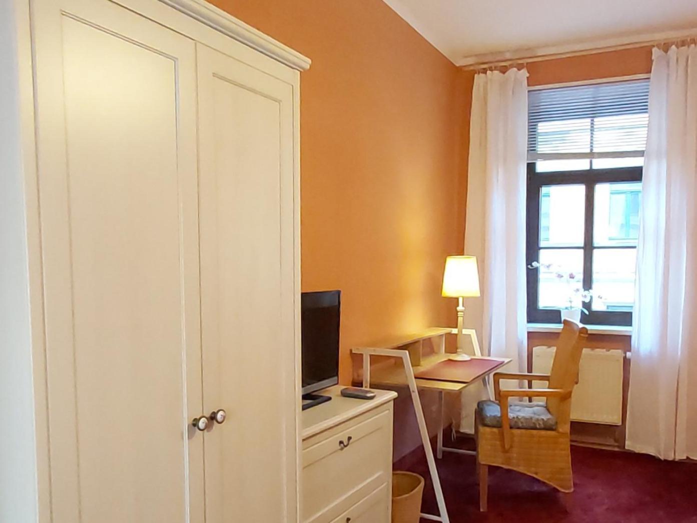 City-Ferienwohnungen-Dresden - Zentral Gelegen Im Haus Louisenstrasse 11 - Dresden-Neustadt מראה חיצוני תמונה
