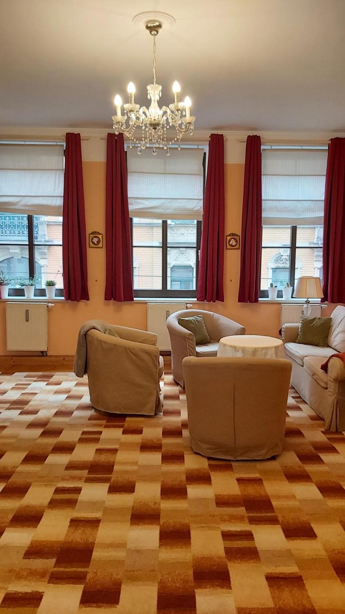 City-Ferienwohnungen-Dresden - Zentral Gelegen Im Haus Louisenstrasse 11 - Dresden-Neustadt מראה חיצוני תמונה